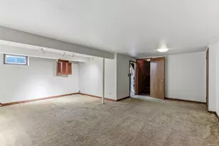 6237 Russell Ave S, Richfield, MN 55423 - Photo 26