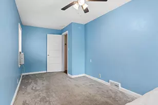 60 Grove St, Mahtomedi, MN 55115 - Photo 16