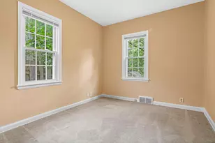 60 Grove St, Mahtomedi, MN 55115 - Photo 28