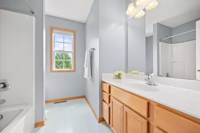 1246 Chateau Avenue #409, Maplewood, MN 55109 - Photo 18