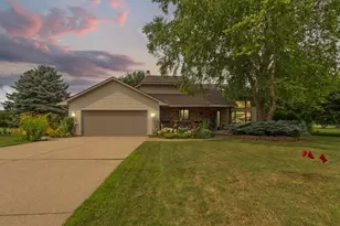 6 Green Haven Bay, Faribault, MN 55021 - Photo 2