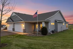 1232 Naser Wy, New Richmond, WI 54017 - Photo 2