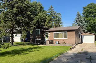 1153 Rossman Ave, Detroit Lakes, MN 56501 - Photo 2