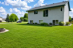 18598 Queen St NW, Elk River, MN 55330 - Photo 4