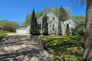 412 14th St SE, Willmar, MN 56201 - Photo 1