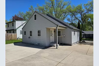 412 14th Street SE, Willmar, MN 56201 - Photo 2