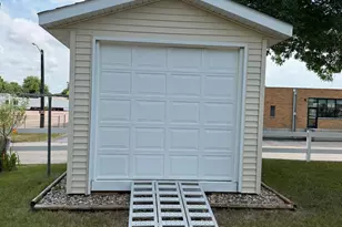 221 E Fletcher St, Luverne, MN 56156 - Photo 8