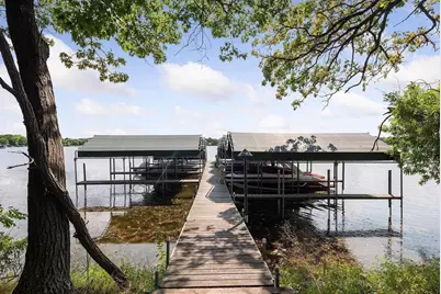 415 Carpenters Pt, Wayzata, MN 55391 - Photo 32