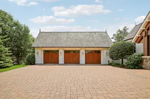 415 Carpenters Pt, Wayzata, MN 55391 - Photo 30