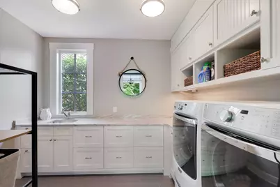415 Carpenters Pt, Wayzata, MN 55391 - Photo 18