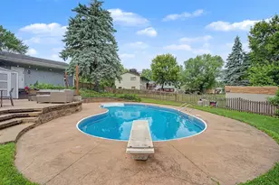 1579 Hilo Ave N, Oakdale, MN 55128 - Photo 40
