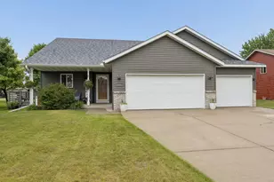 2513 Ocarina Dr, Sauk Rapids, MN 56379 - Photo 2
