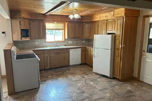 137 Maple St, Tyler, MN 56178 - Photo 6