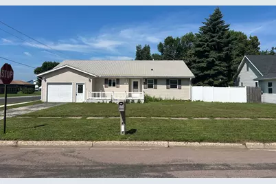 137 Maple Street, Tyler, MN 56178 - Photo 1