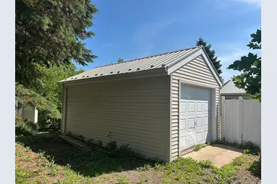 137 Maple Street, Tyler, MN 56178 - Photo 26