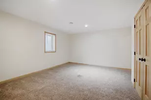 1600 26th St SW, Austin, MN 55912 - Photo 36