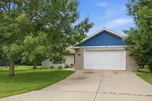 1600 26th St SW, Austin, MN 55912 - Photo 48