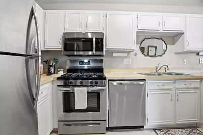 11913 70th Place N, Maple Grove, MN 55369 - Photo 6