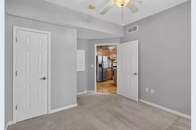 270 4th Street E #102, Saint Paul, MN 55101 - Photo 16