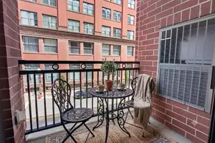 270 4th St E, Saint Paul, MN 55101 - Photo 14