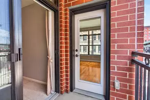 270 4th St E, Saint Paul, MN 55101 - Photo 10