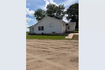 80658 400th Street, Lewisville, MN 56060 - Photo 2