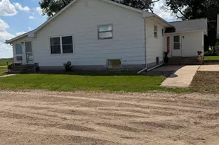 80658 400th St, Lewisville, MN 56060 - Photo 2
