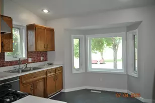 1007 Briar Creek Rd, Eagan, MN 55123 - Photo 4
