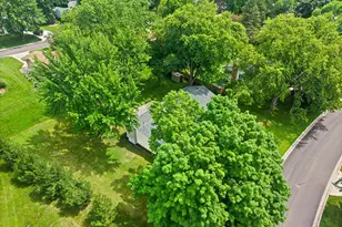 8460 Westbend Rd, Golden Valley, MN 55427 - Photo 62