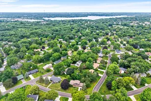 8460 Westbend Rd, Golden Valley, MN 55427 - Photo 72