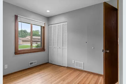 8460 Westbend Road, Golden Valley, MN 55427 - Photo 16