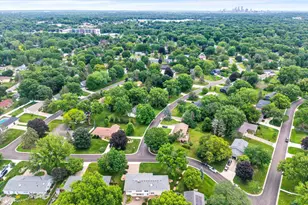 8460 Westbend Rd, Golden Valley, MN 55427 - Photo 76