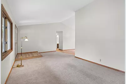 7910 W Park Hills Drive, Bloomington, MN 55438 - Photo 16
