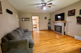 2934 Oak Ave, Slayton, MN 56172 - Photo 4