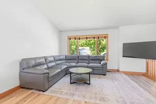 303 Harriman St, Somerset, WI 54025 - Photo 6