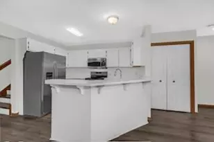 4746 N 6th St, Minneapolis, MN 55430 - Photo 6