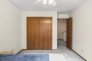 2597 Bedford Ct, Mendota Heights, MN 55120 - Photo 20