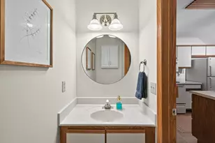 2597 Bedford Ct, Mendota Heights, MN 55120 - Photo 12
