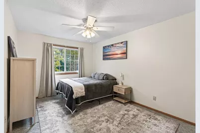 2597 Bedford Court #27, Mendota Heights, MN 55120 - Photo 20