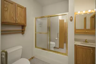 1341 Lake Dr W, Chanhassen, MN 55317 - Photo 14