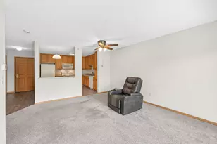 1600 Arundel St, Saint Paul, MN 55117 - Photo 12