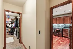 12250 Lakeview Dr N, Maple Grove, MN 55369 - Photo 44