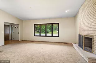 12629 Parkwood Dr, Burnsville, MN 55337 - Photo 2