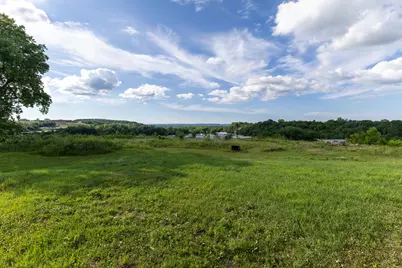 1330 Hillside Drive, Red Wing, MN 55066 - Photo 4