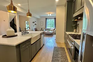 1301 Hewitt Ave, Saint Paul, MN 55104 - Photo 4