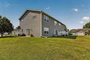 619 Pointe Ct SW, Rochester, MN 55902 - Photo 6