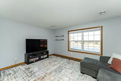 619 Pointe Court SW, Rochester, MN 55902 - Photo 14