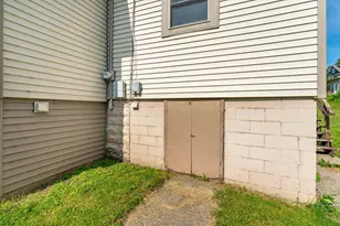 528 W Summit Ave, Fergus Falls, MN 56537 - Photo 18