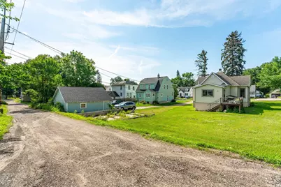 528 W Summit Avenue, Fergus Falls, MN 56537 - Photo 30