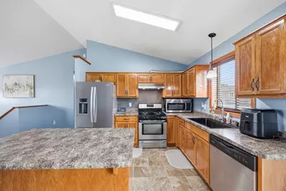 1729 Prairie View Lane NE, Sauk Rapids, MN 56379 - Photo 6